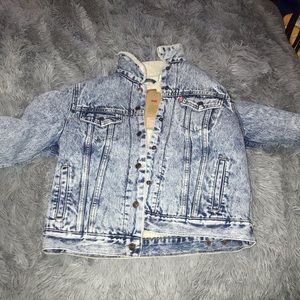 NWT Levi Sherpa jean jacket